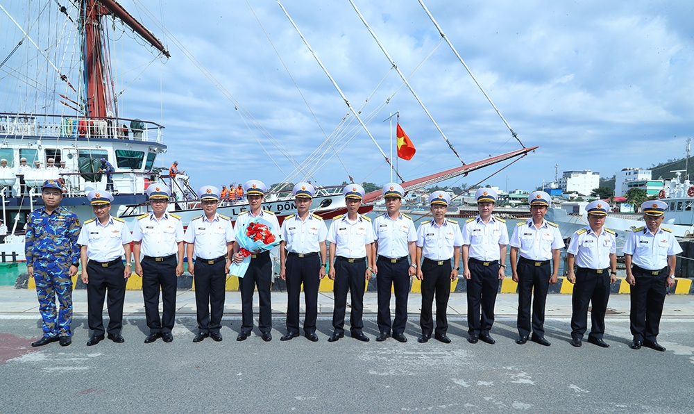 tau_buom_286_hoan_thanh_chuyen_hai_trinh_doi_ngoai_quoc_phong_hon_1.600_hai_ly_5.jpg