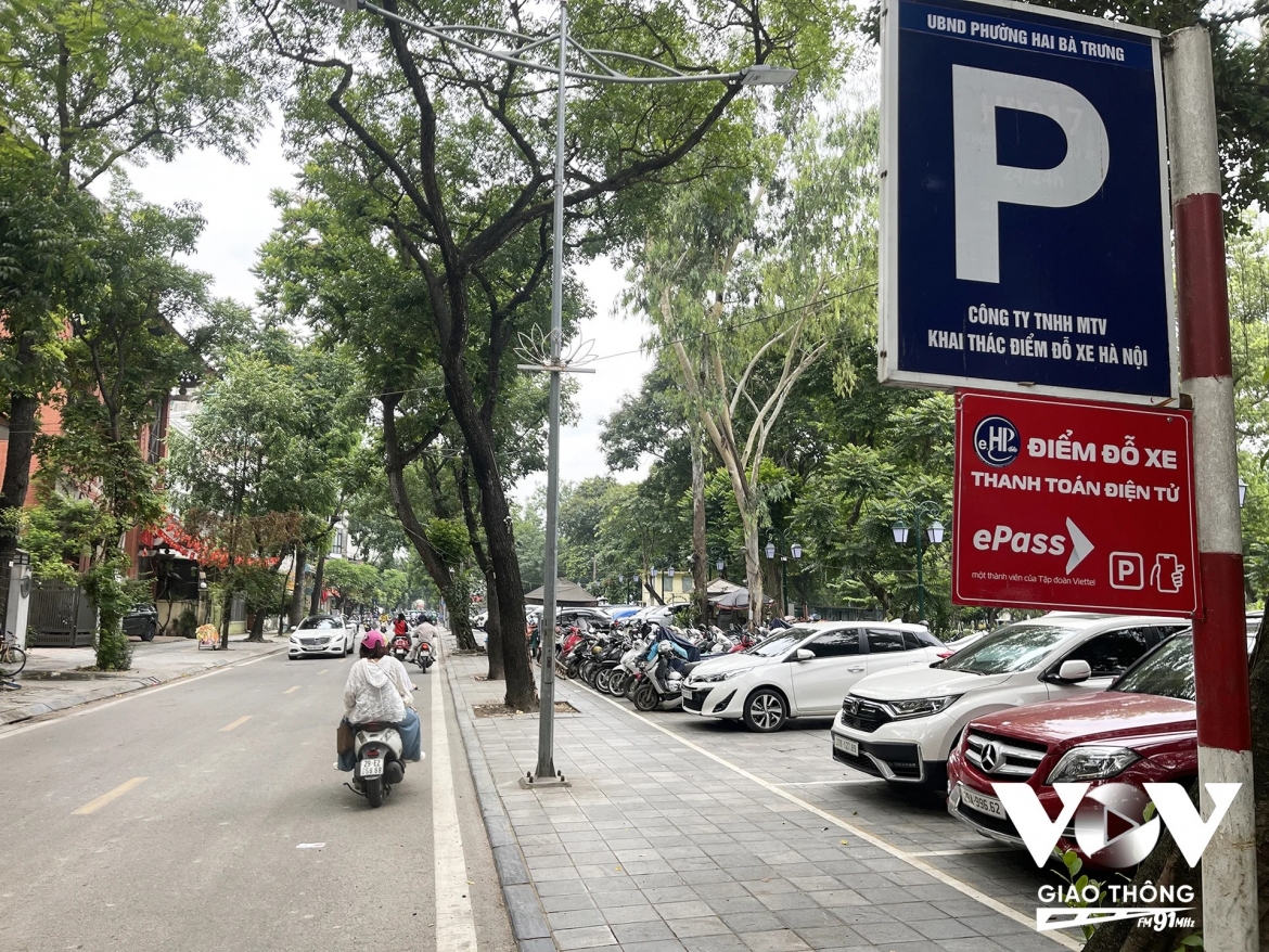 theo-cac-tai-xe-viec-ap-dung-thu-phi-khong-dung-tien-mat-se-giup-minh-bach-va-chong-that-thoat-ngan-sach-cua-nha-nuoc-1829.jpg