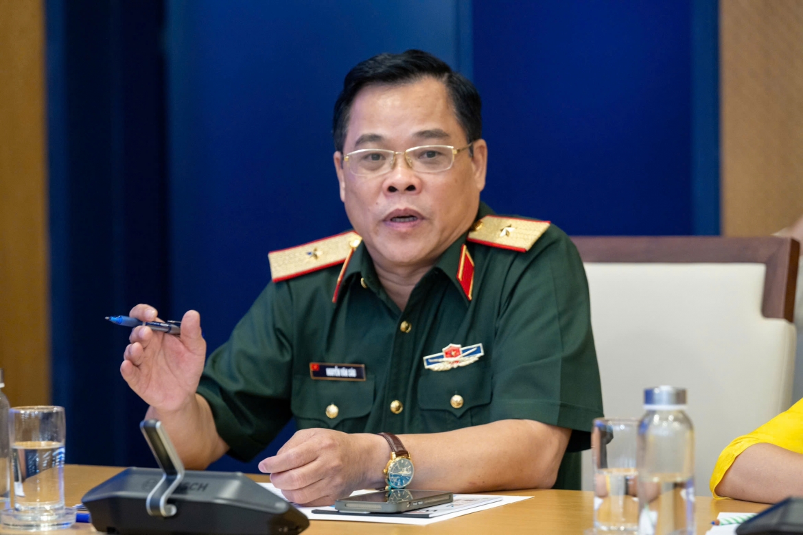 thieu_tuong_nguyen_van_sau.jpg
