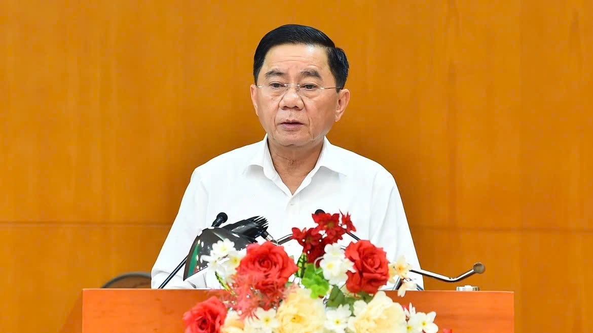 thuong_truc_ban_bi_thu.jpg