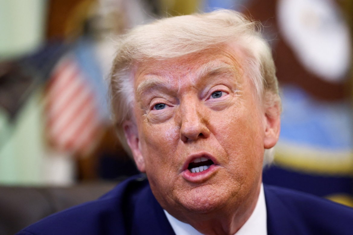 trumpppp.JPG