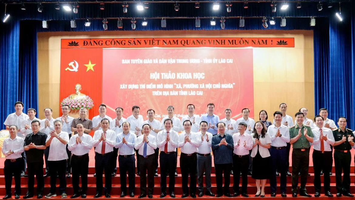 xa-phuong-moi-chu-nghia-xa-hoi-o-tinh-lao-cai.jpg