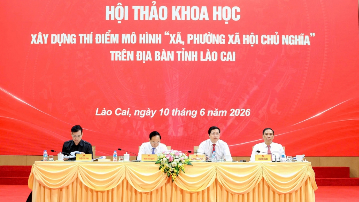 xa-phuong-xa-hoi-chu-nghia-o-lao-cai.jpg