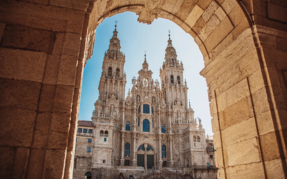 10-canh-dep-tay-ban-nha-santiago-de-compostela-getyourguide.jpg