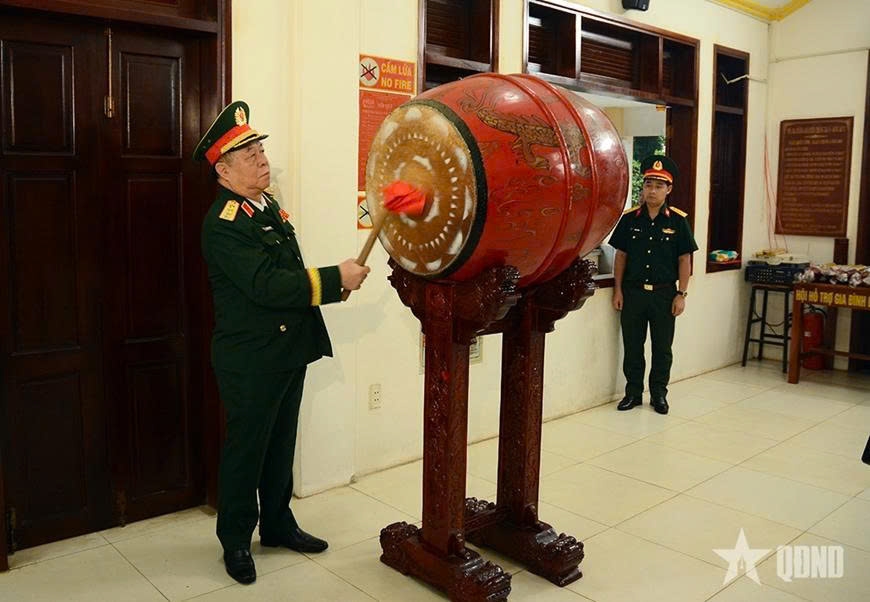 2-dai-tuong-nguyen-trong-nghia-dang-huong-tai-tuong-dai-chien-thang-chot-chan-tau-o-2.jpg