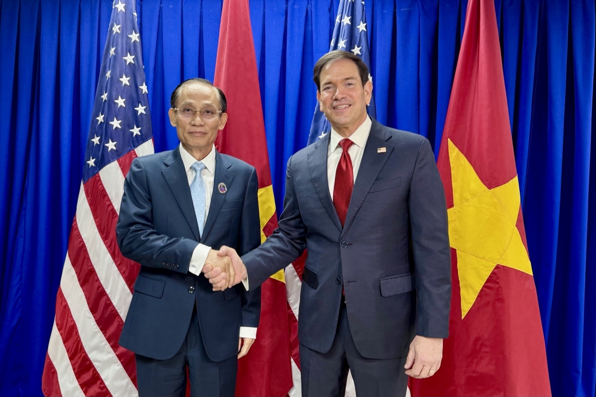 bo-truong-ngoai-giao-le-hoai-trung-gap-ngoai-truong-hoa-ky-1.jpg