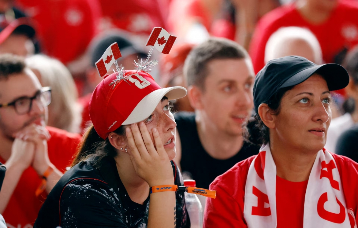 canada-fan-reuters.jpg