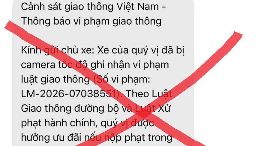 canh-sat-giao-thong-hai-phong-canh-bao-lua-dao-phat-qua-mang.jpg