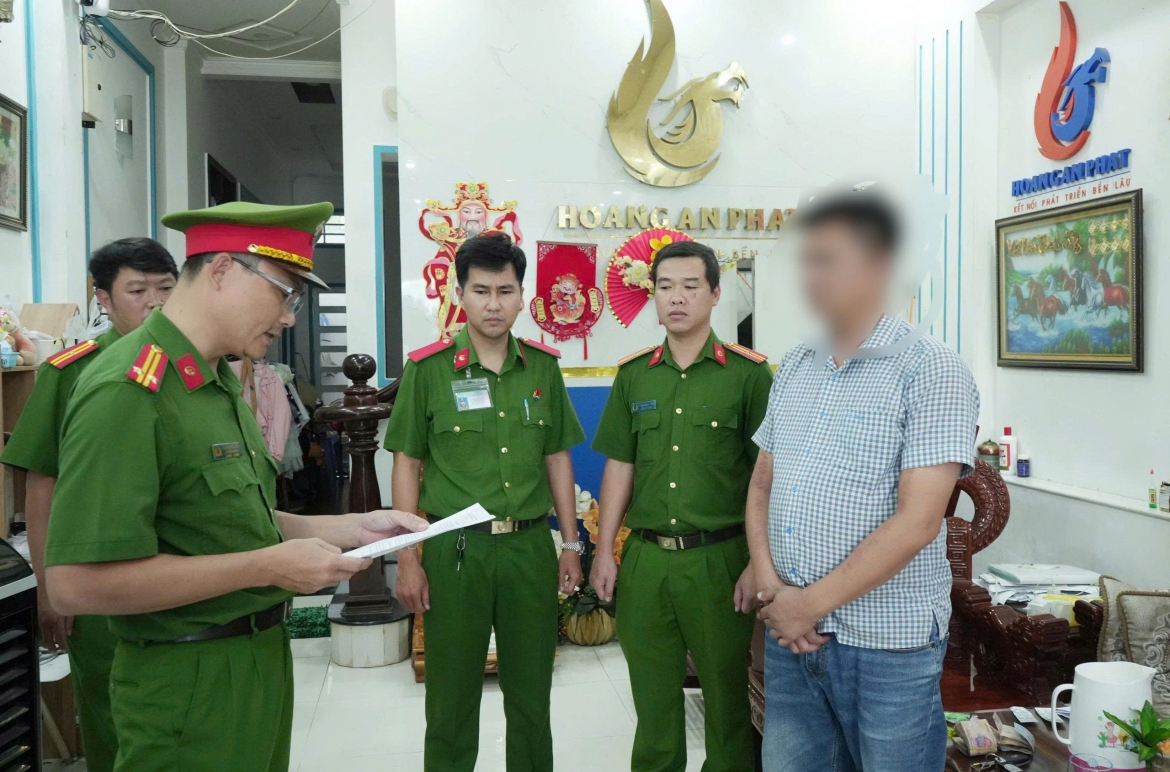 co-quan-canh-sat-dieu-tra-tong-dat-cac-quyet-dinh-doi-voi-hoang-trong-qui-anh-cong-an.jpg