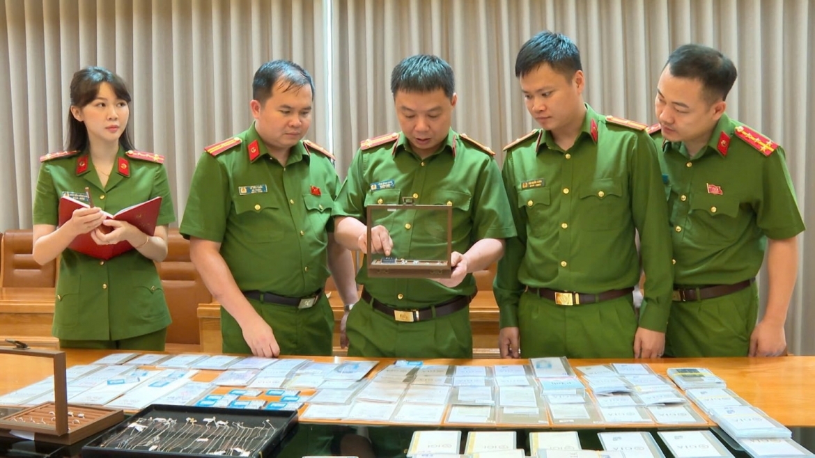cong_an_thanh_hoa_triet_pha_duong_day_buon_lau_kim_cuong_xuyen_quoc_gia.jpeg.jpeg