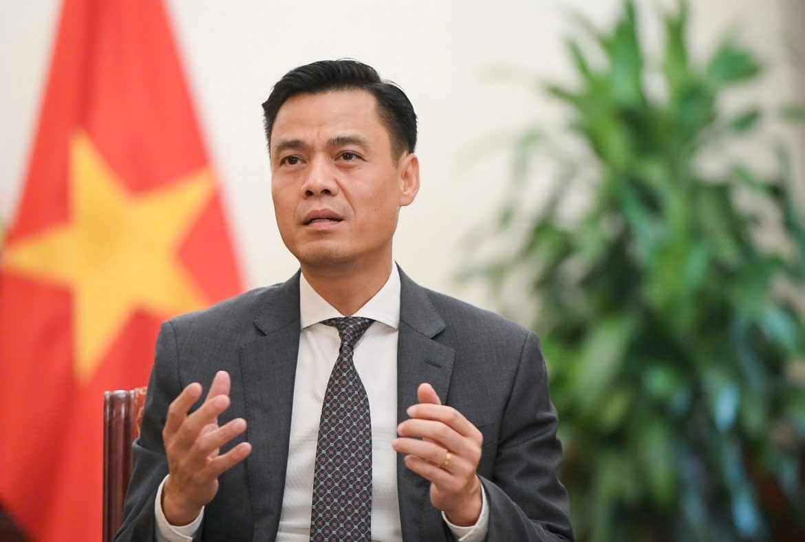 dang-hoang-giang-1.jpg