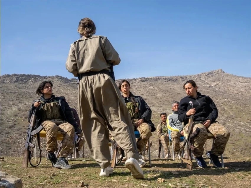 lanh-dao-nguoi-kurd-o-iran-tuyen-bo-san-sang-tham-chien-neu-my-ho-tro-1476-8336.jpg