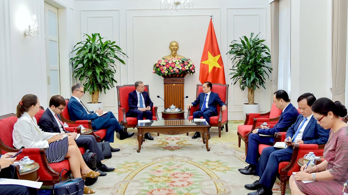 le-hoai-trung2.jpg