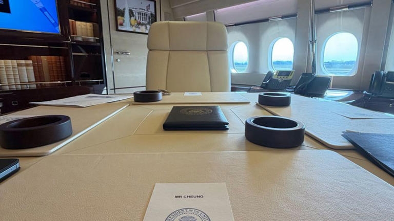Nội thất của chuyên cơ Air Force One mới. Ảnh: Nhà Trắng