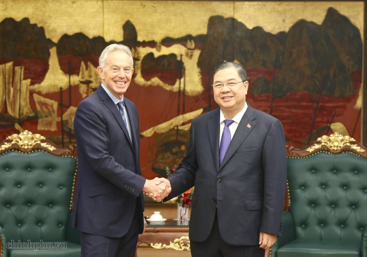 pho-thu-tuong-thuong-truc-pham-gia-tuc-va-cuu-thu-tuong-vuong-quoc-anh-tony-blair.png