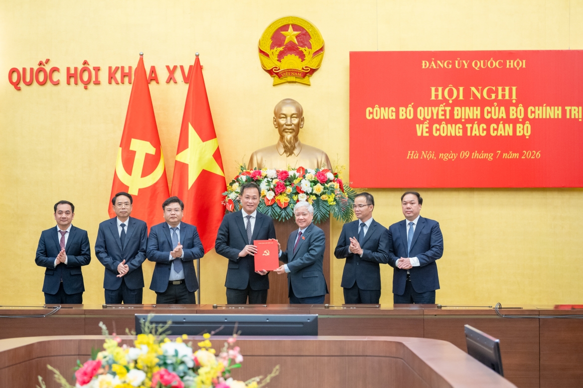 quoc-hoi-nhan-su.jpg