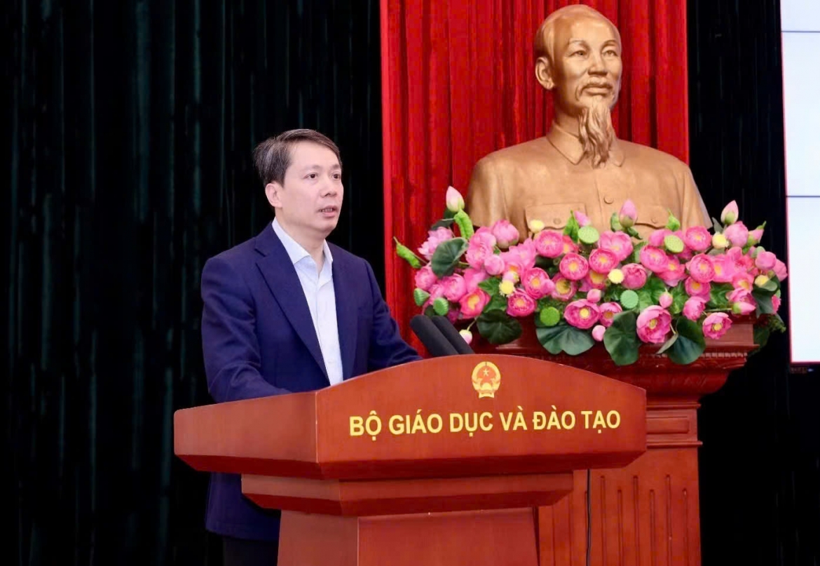 tan-thu-truong-bo-gd-2.jpg