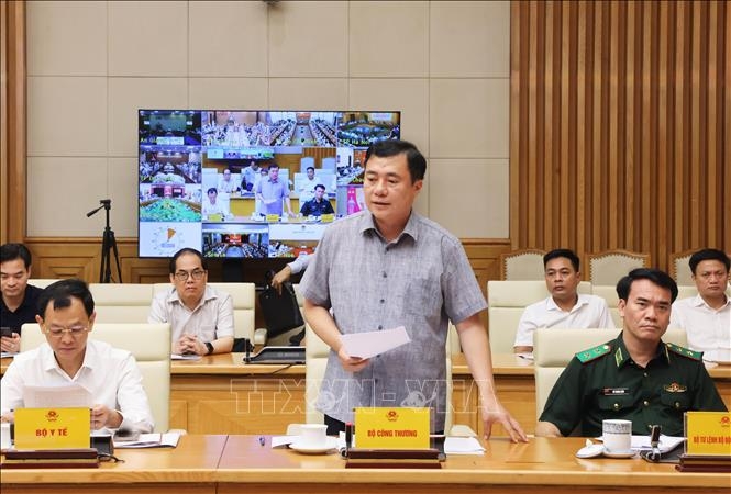thu_truong_bo_cong_thuong_nguyen_sinh_nhat_tan.jpg