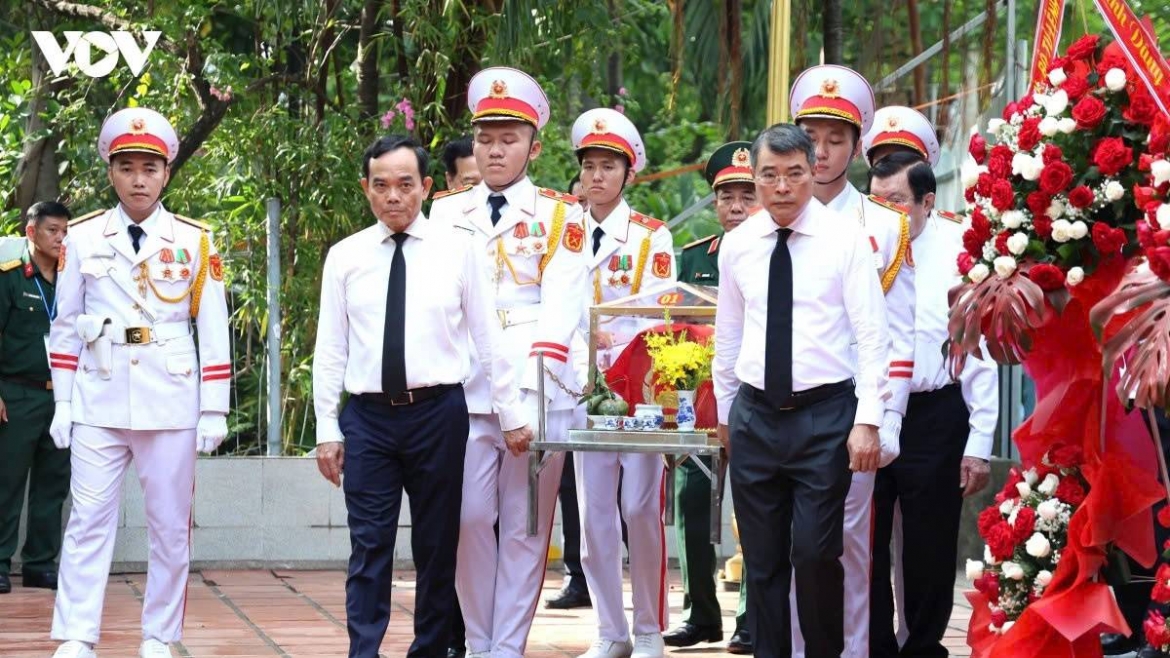 tiem-kiem-hai-cot-liet-si-1.jpg