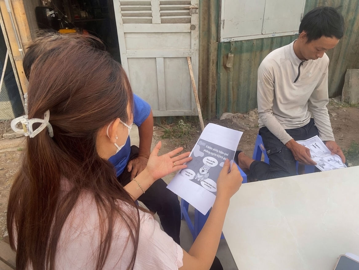 tram-y-te-phuong-phuoc-thang-phat-to-roi-huong-dan-truc-tiep-cho-nguoi-dan-cac-bien-phap-phong-chong-benh-dai.jpeg