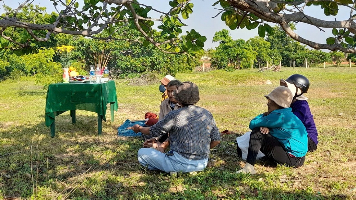 viec-khai-quat-co-su-chung-kien-cua-nhieu-nhan-chung-lich-su-va-than-nhan-cac-liet-si.jpg
