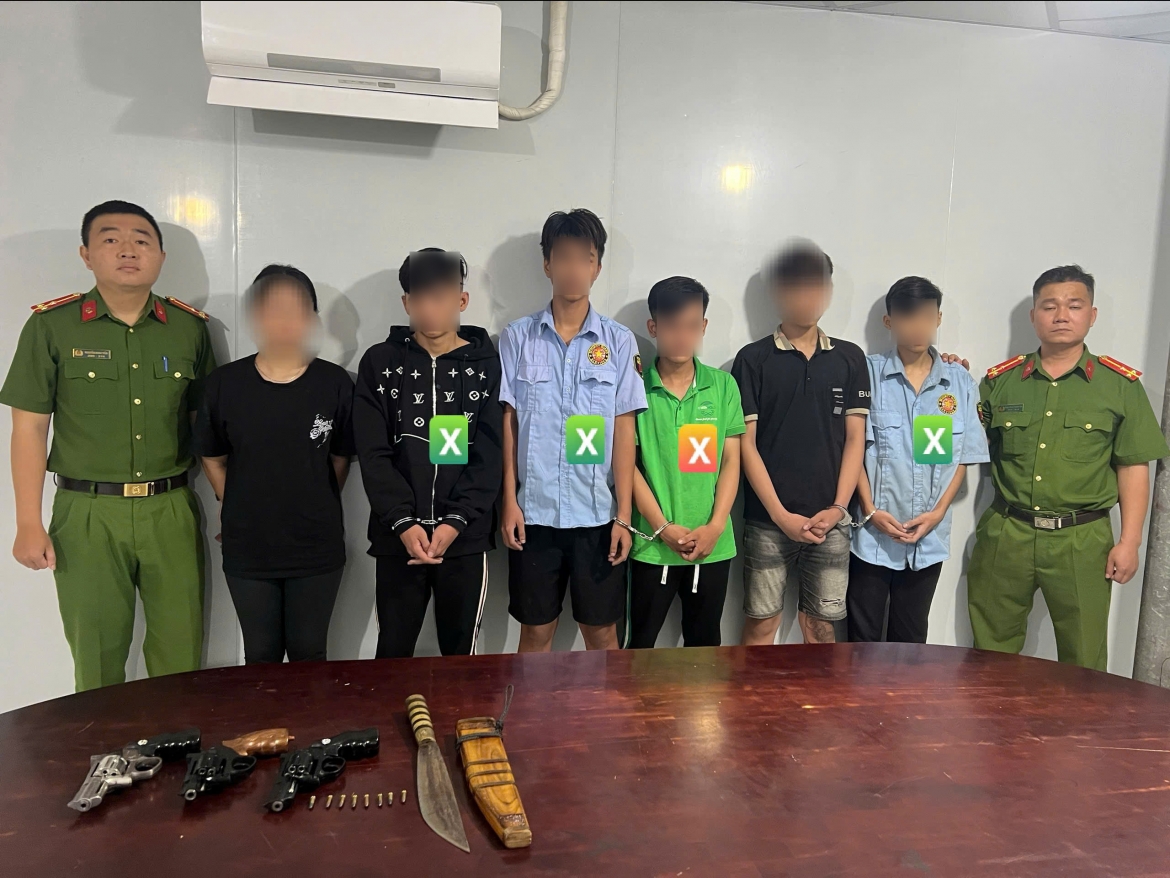 4-doi-tuong-dau-x-tu-trai-qua_-tu-trai-sang_-dang-truong-tho-nguyen-hoang-trong-nhanha-chanh-phuoc-va-nguyen-truong-tho.-2.jpg