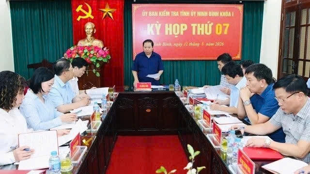 anh-khai-tru-dang-vien-vi-pham.jpg