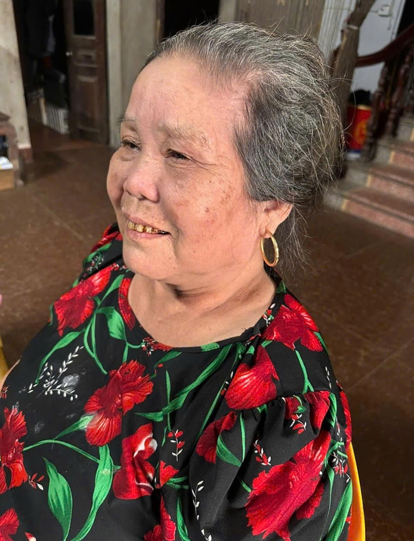 ba-nguyen-thi-hanh-than-nhan-liet-si-nguyen-van-hau.jpg