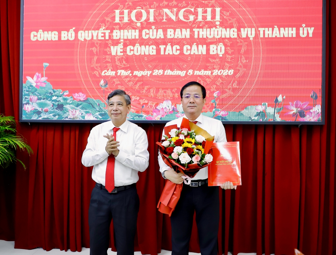 bo-nhiem-bi-thu-dang-uy-3.jpg