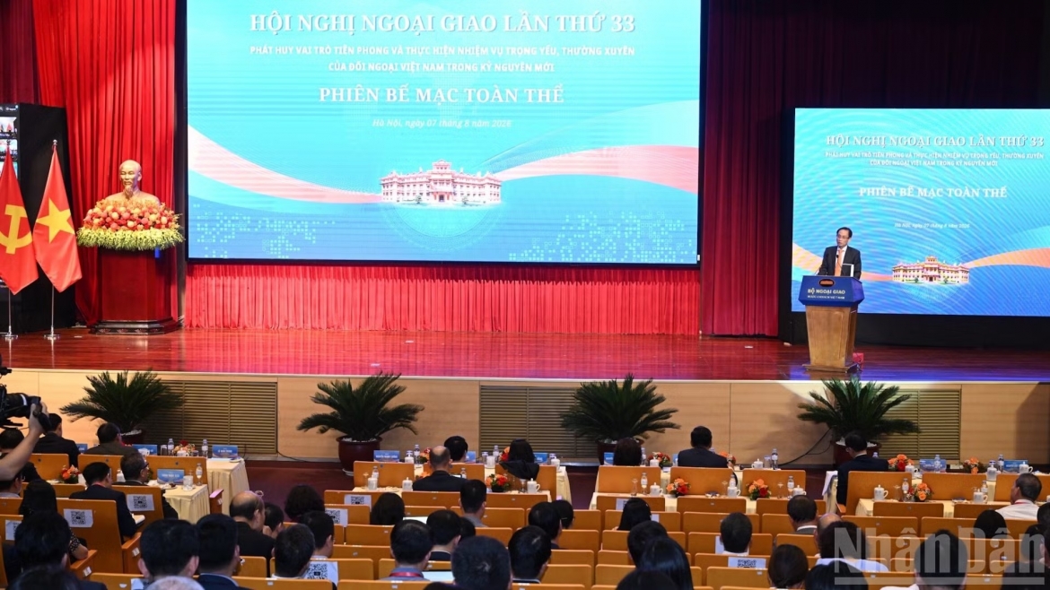 bo-truong-le-hoai-trung.jpg