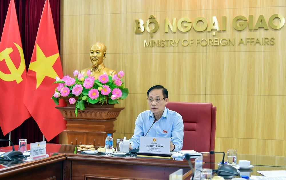 bo-truong-le-hoai-trung_1.jpg