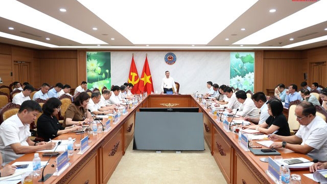 bo-truong-tai-chinh-ngo-van-tuan-ket-luan-hoi-nghi.jpg