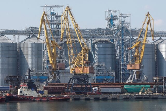 Một cảng biển của Ukraine ở Odessa. Ảnh: Reuters