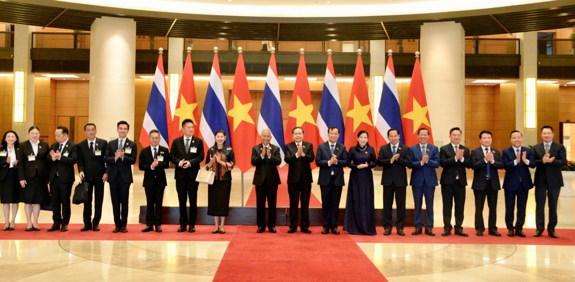 chu-tich-quoc-hoi-tiep-chu-tich-vuong-quoc-thai-lan-2.jpg