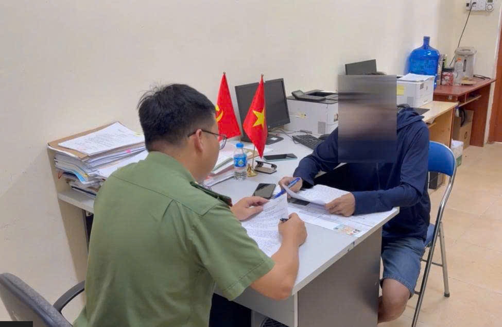 co-quan-cong-an-lam-viec-voi-cac-truong-hop-co-hanh-vi-tiep-tay-lan-truyen-thong-tin-xau-doc-tren-khong-gian-mang.jpg