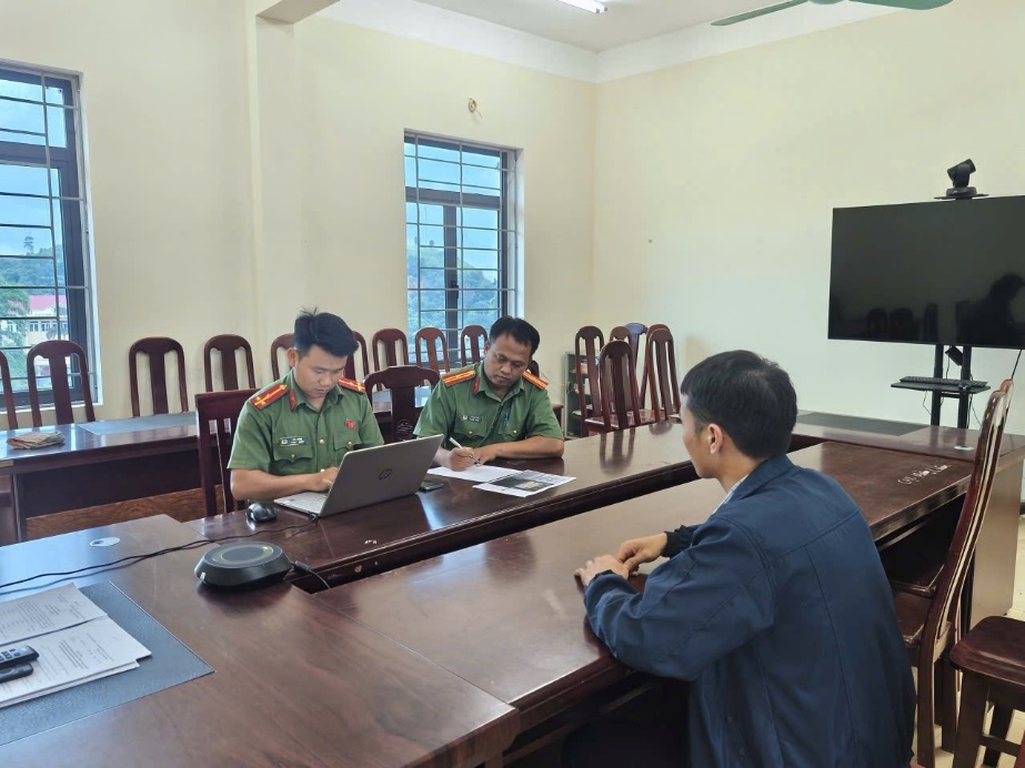 cong-an-tinh-dien-bien-lam-viec-voi-truong-hop-co-binh-luan-tieu-cuc-co-suy-cho-thong-tin-xau-doc-tren-kgm.jpg