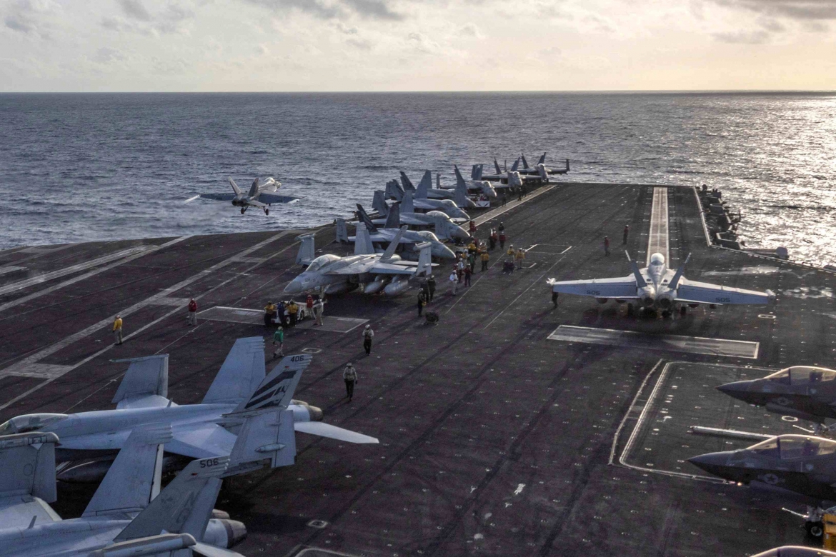 crisis-usa-carrier.jpg