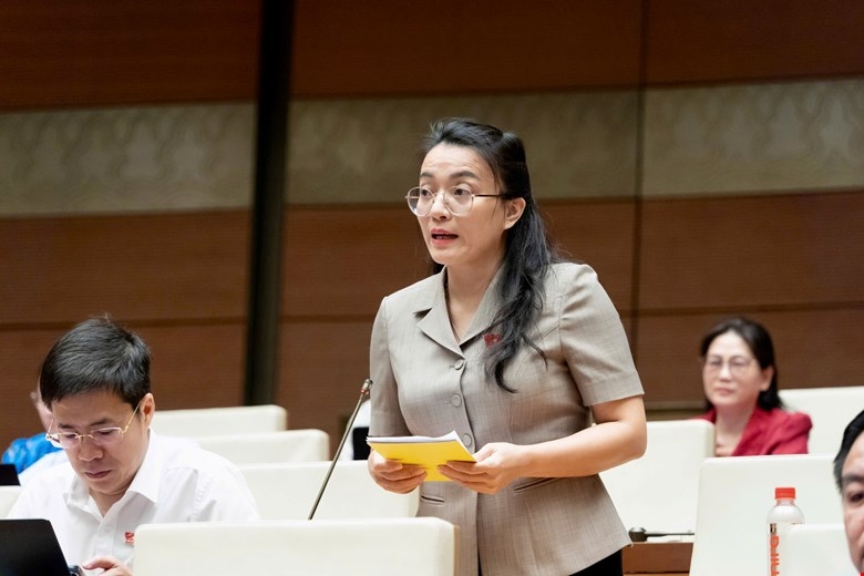 hoang-thi-thu-trang.jpg
