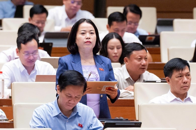 ly-thi-lan.jpg