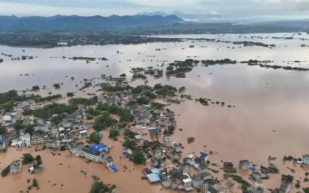 ngap-lut-trung-quoc-ngap-lut-mua-lu-trung-quoc-mua-lu-ninh-minh-sung-ta-quang-tay-.jiemian-news.jpg