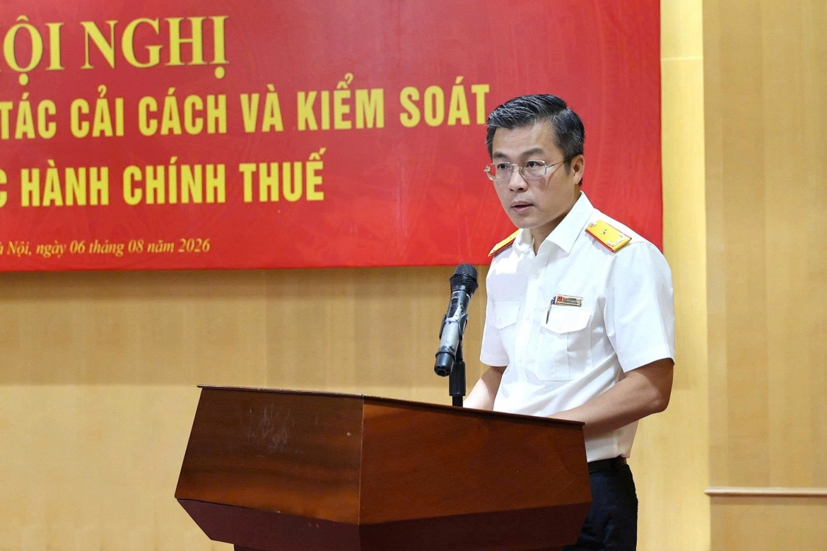 pho-cuc-truong-thue-le-long.jpg