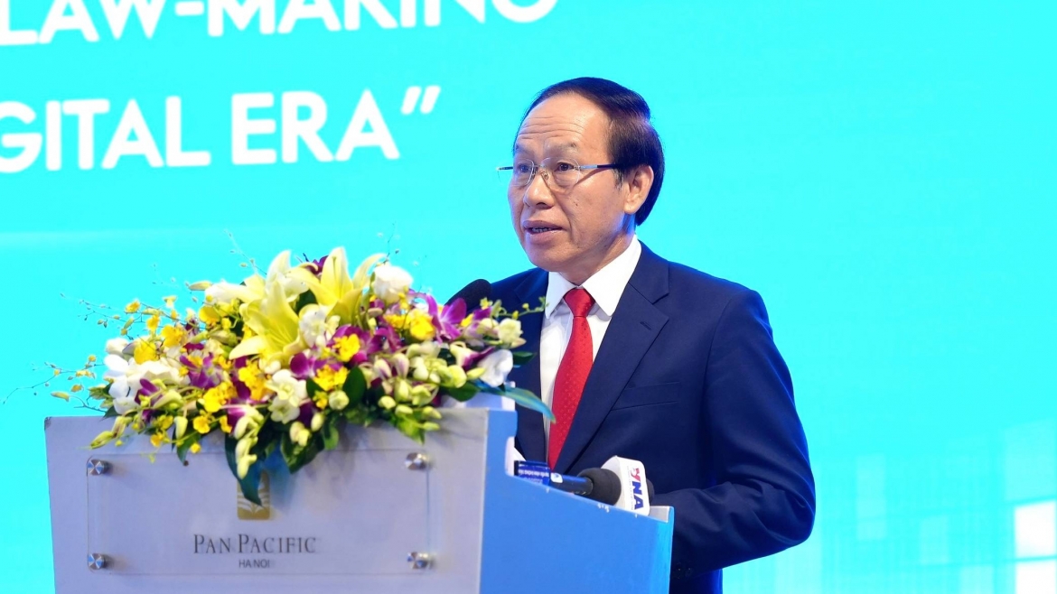 pho-thu-tuong-le-tien-chau_1.jpg