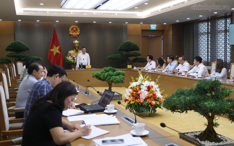 pho-thu-tuong-pham-gia-tuc-1.png