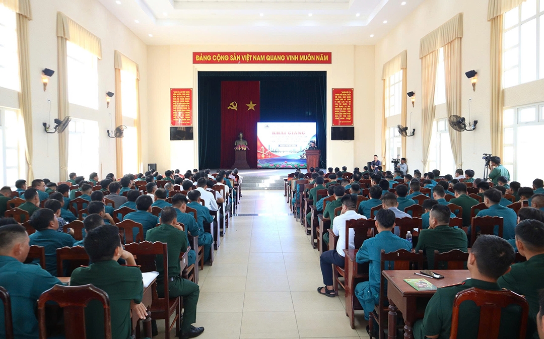 quang-canh-le-khai-mac_1.jpg