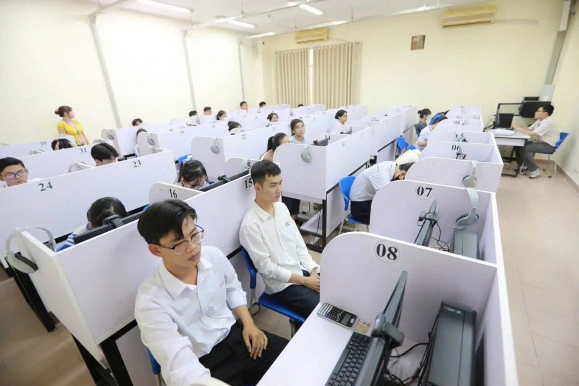 thi-may-tinh.jpg