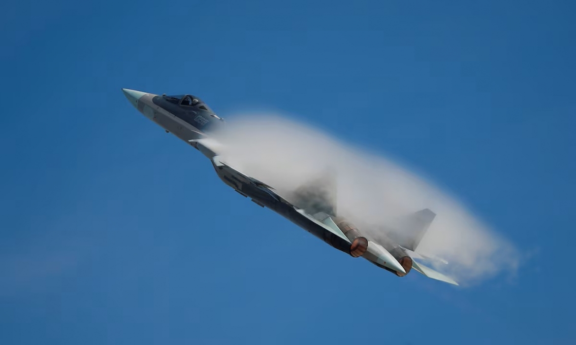 Tiêm kích Su-57 - át chủ bài của Không quân Nga. Ảnh: Reuters