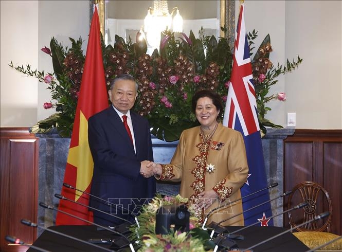 tong-bi-thu-chu-tic-nuoc-to-lam-gap-toan-quyen-new-zealand-2.jpg