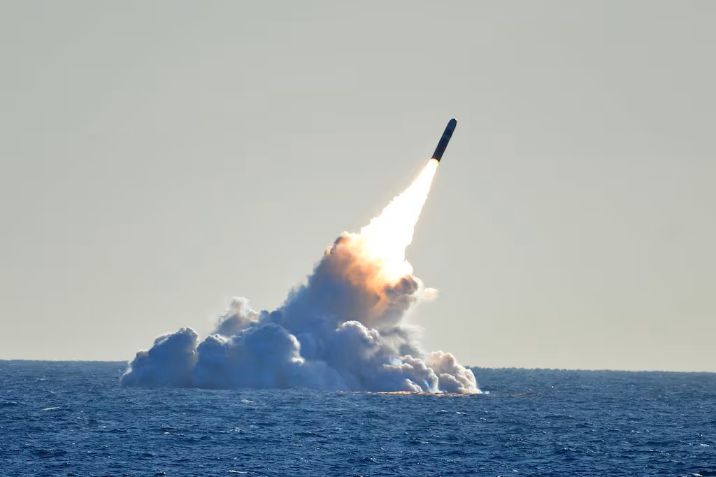 trident-ii-d5-missile.jpg