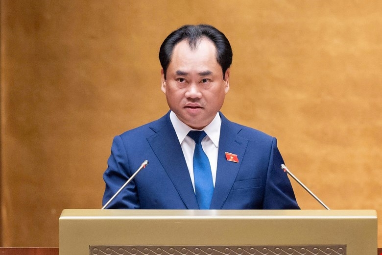 trinh-viet-hung.jpg