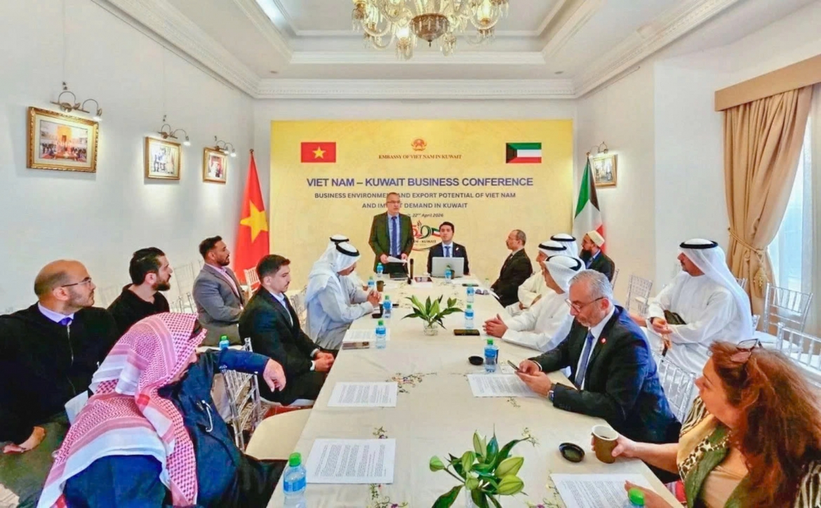Hội nghị Doanh nghiệp Việt Nam-Kuwait do Đại sứ quán Việt Nam tại Kuwait phối hợp Trung tâm Xúc tiến thương mại, đầu tư Thành phố Hồ Chí Minh tổ chức tháng 4/2026. Ảnh: ĐSQ